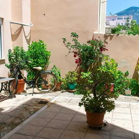 Kalamata Beach Apartment Apartment *